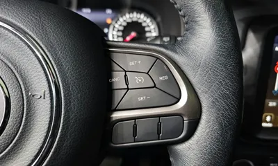 Jeep Renegade 2021, 37113 км, за 16700000 KRW - фото 19