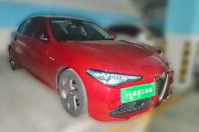Alfa Romeo Giulia 2017, 189500 км, за 83982.11 CNY - фото 3