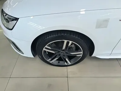 Audi A4L 2022, 94300 км, за 120300 CNY - фото 23