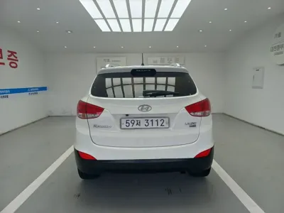 Hyundai Tucson 2011, 131310 км, за 4900000 KRW - фото 6