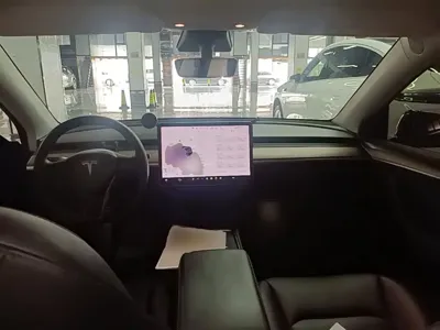 Tesla Model Y 2021, 83600 км, за 146600 CNY - фото 10