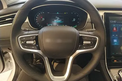 Roewe i6 MAX New Energy 2023, 2600 км, за 80932.6 CNY - фото 14