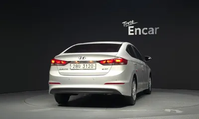 Hyundai Avante 2017, 182133 км, за 4500000 KRW