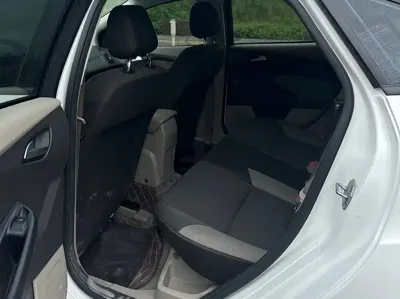 Ford Focus 2014, 118000 км, за 14800 CNY - фото 8