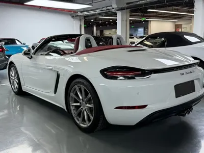 Porsche 718 2016, 60000 км, за 178900 CNY - фото 8