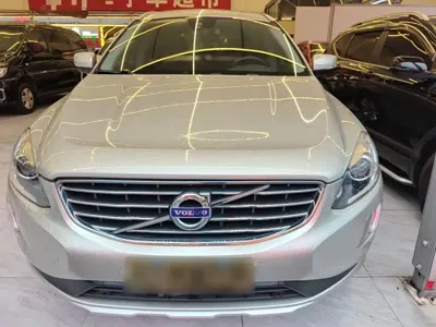 Volvo XC60 2017, 74000 км, за 64300 CNY