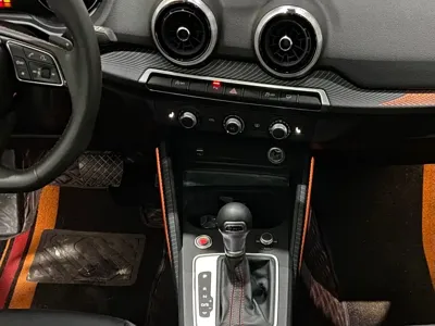 Audi Q2L 2022, 25000 км, за 123800 CNY - фото 24