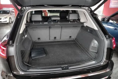 Volkswagen Touareg 2019, 132500 км, за 222103.92 CNY - фото 22