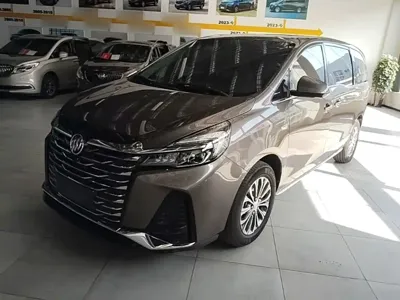 Buick GL8 · 2023 год