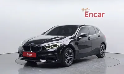 BMW 1-Series · 2022 год