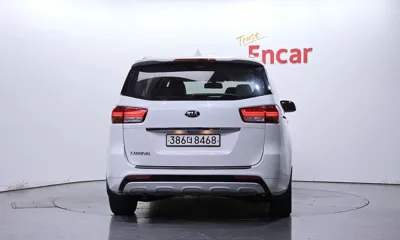 Kia Canival 2018, 196717 км, за 7500000 KRW