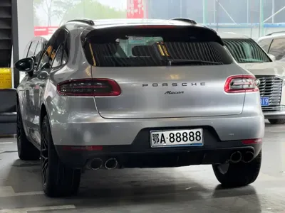 Porsche Macan 2017, 150000 км, за 109800 CNY