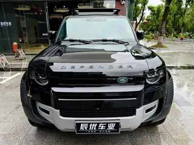 Land Rover Defender 2023, 40000 км, за 588800 CNY - фото 7