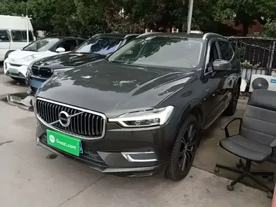 Volvo XC60 · 2019 год