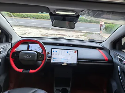 Chery New Energy Boundless Pro 2022, 22400 км, за 56654.28 CNY - фото 32