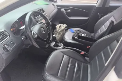 Volkswagen Polo 2014, 93900 км, за 31074.7 CNY - фото 25