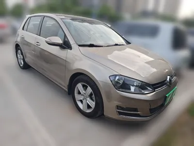 Volkswagen Golf 2015, 112500 км, за 38993.15 CNY