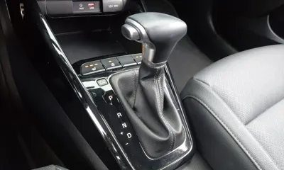 Kia Stonic 2018, 85225 км, за 9600000 KRW - фото 16