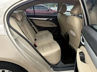 Geely Emgrand 2019, 82000 км, за 25800 CNY - фото 17
