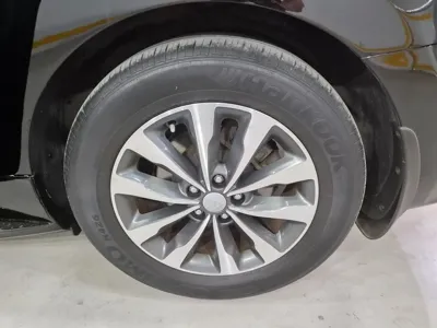 Kia Canival 2016, 150000 км, за 7900000 KRW - фото 18