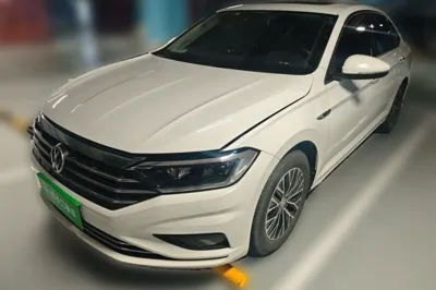 Volkswagen Sagitar · 2020 год
