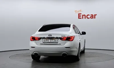 Infiniti Q50 2016, 60866 км, за 15500000 KRW