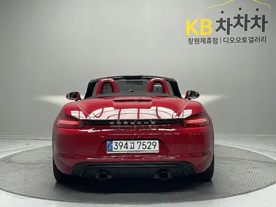 Porsche 718 2023, 12165 км, за 102500000 KRW