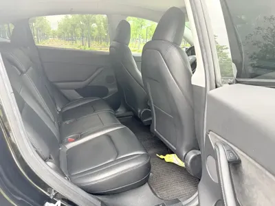 Tesla Model Y 2023, 60000 км, за 165799 CNY - фото 10