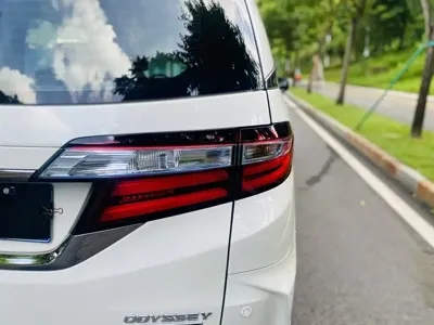 Honda Odyssey 2021, 123000 км, за 121800 CNY