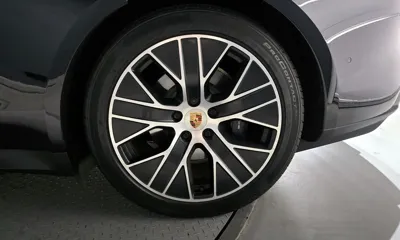 Porsche Taycan 2025, 29800 км, за 126000000 KRW - фото 21