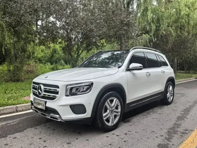 Mercedes-Benz GLB · 2023 год