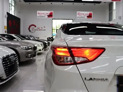 Nissan Bluebird 2018, 108000 км, за 35800 CNY - фото 27