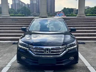 Honda Accord 2014, 150000 км, за 39800 CNY