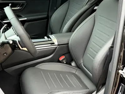 Mercedes-Benz GLC 2024, 19000 км, за 265000 CNY