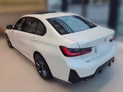 BMW 3 Series 2025, 9900 км, за 210300 CNY - фото 9