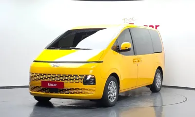 Hyundai Staria 2022, 63773 км, за 24000000 KRW - фото 1