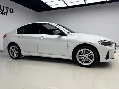 BMW 1 Series 2022, 25000 км, за 123800 CNY - фото 3