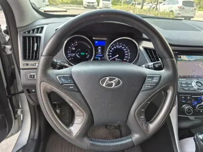 Hyundai Sonata 2012, 69521 км, за 6600000 KRW - фото 12