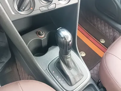 Volkswagen Polo 2014, 69400 км, за 42242.92 CNY - фото 17