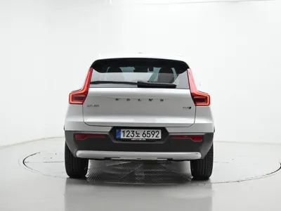 Volvo XC40 2026, 353 км, за 43500000 KRW
