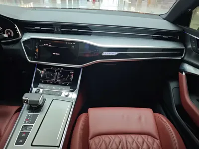 Audi A7L 2023, 32000 км, за 262800 CNY - фото 15