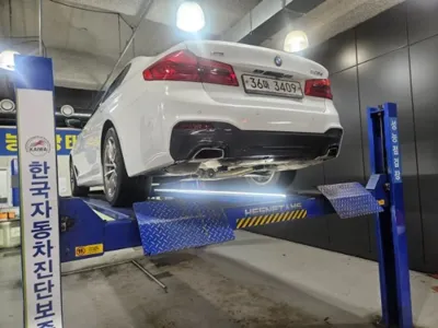 BMW 5-Series 2017, 98255 км, за 22700000 KRW