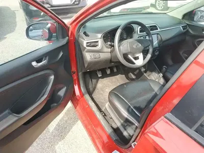 Hyundai Verna 2020, 56400 км, за 20500 CNY - фото 12