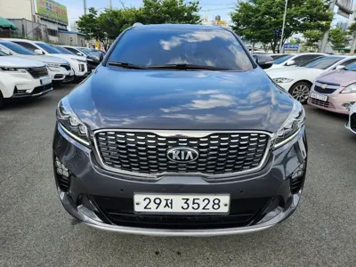 Kia Sorento · 2018 год
