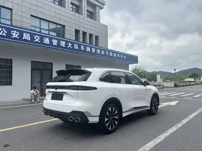 Changan 长安CS75PLUS 2025, 2500 км, за 98000 CNY - фото 9