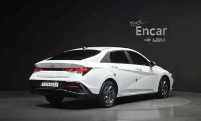 Hyundai Avante 2024, 31423 км, за 23000000 KRW - фото 2