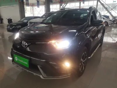 Toyota RAV4 · 2016 год