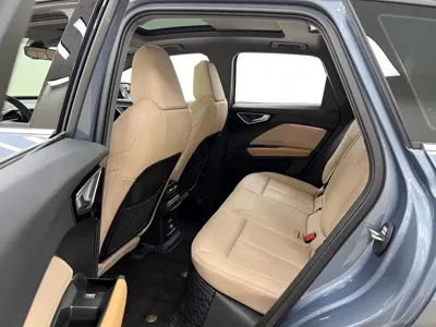 Audi Q4 e-tron 2025, 9000 км, за 150000 CNY - фото 16