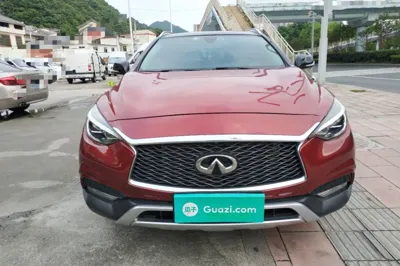 Infiniti QX30 2017, 128699 км, за 69624.69 CNY