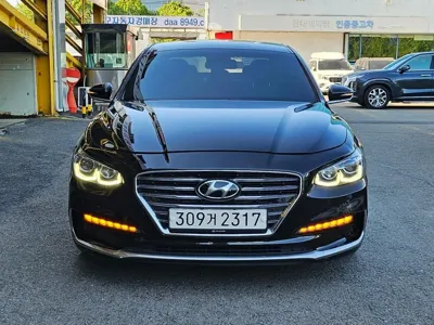 Hyundai Grandeur · 2017 год